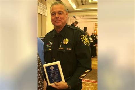 Disgraced Deputy In Florida Shooting Once Named ‘officer Of The Year