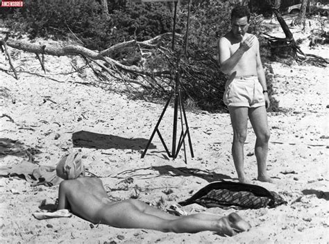 Fabienne Dali Nua Em La Baie Du Désir