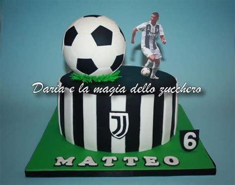 Ronaldo And Juve Cake Cake By Daria Albanese Footballcake Soccer