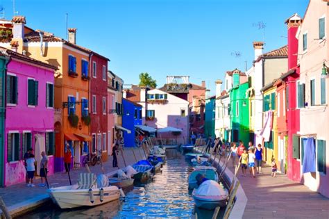 Murano And Burano Islands Guided Small Group Tour With Private Boat