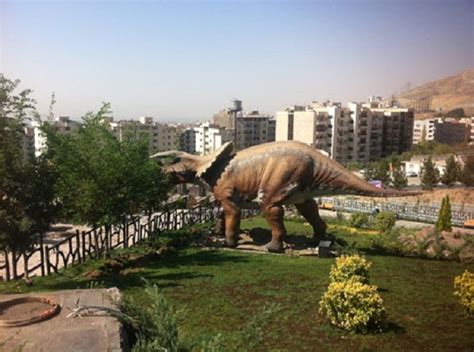 Jurassic Park Of Tehran Animated Dinosaurs Jurassic Park Animals Horses