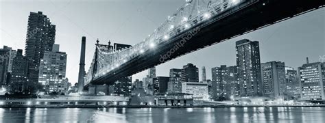 New York City Nachtpanorama Stockfotografie Lizenzfreie Fotos