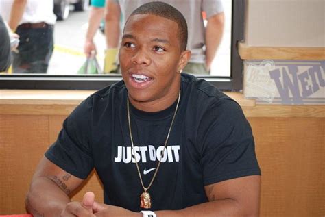 Ray Rice Surveillance Video Ravens Rb Drags Unconscious Fiancée Janay Palmer Out Of Elevator
