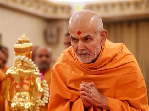 See more ideas about swami samarth, saints of india, hindu gods. 07 January 2019 - HH Mahant Swami Maharaj's Vicharan, Mumbai, India