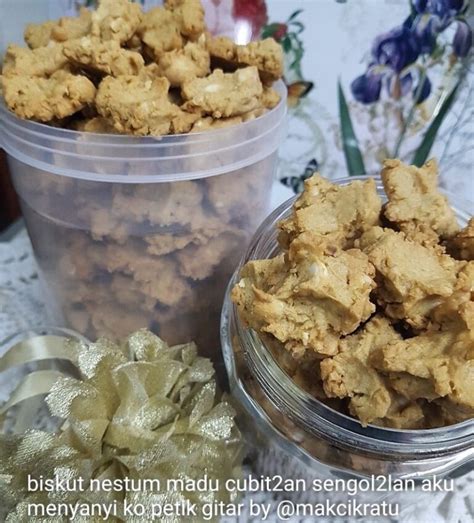 Resepi biskut raya.mudah untuk menyediakannya.sila mencuba. Kuih Raya - Resepi.My
