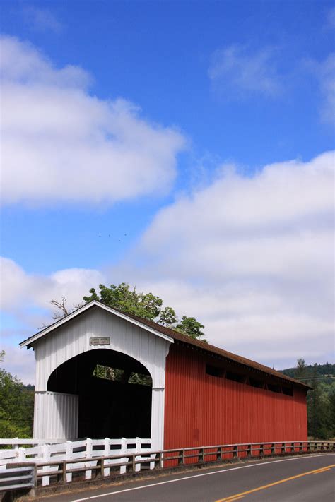 Covered Bridge Near Cottage Grove Or Covered Bridges Cottage Grove