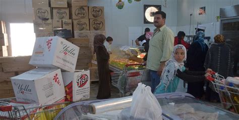 Funding Shortfall Forcing Wfp To Further Cut Food Assistance To Syrian Refugees Jordan Times