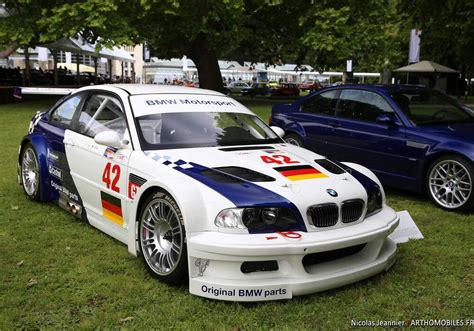 Fiche Technique BMW M3 GTR ALMS 2001