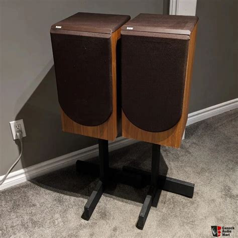 Bandw Dm22 Vintage Speakers With Metal Stands Dealer Ad Canuck Audio Mart