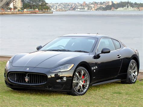 15 Expensive Sports Cars That Depreciate Like Crazy