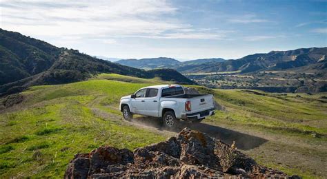 Comparing The Updates On The Gmc Canyon And Chevy Colorado Autoinfluence