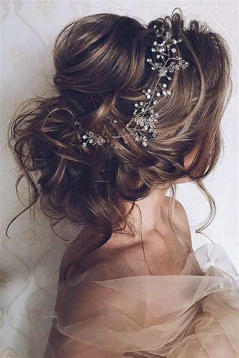 Most Romantic Bridal Updos Wedding Hairstyles These Romantic Wedding