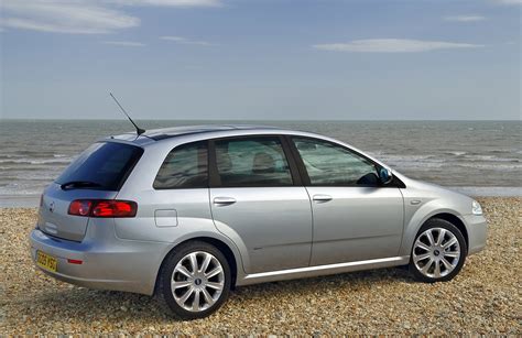 Used Fiat Croma Hatchback 2005 2007 Review Parkers
