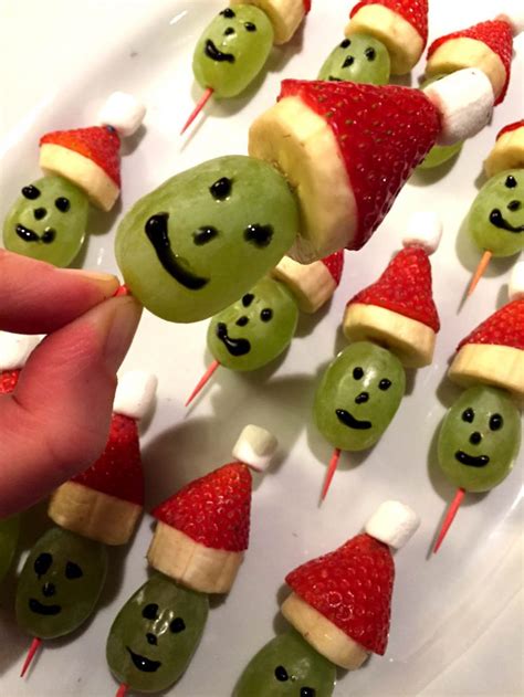 Fresh fruit santa hat appetizers | christmas food, christmas treats, christmas snacks from i.pinimg.com. Grinch Fruit Kabobs Skewers - Healthy Christmas Appetizer ...