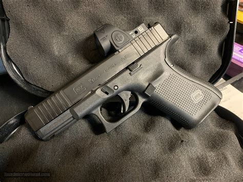 Glock 19 Mos 9mm Gen 5 W Trijicon Sro 25 Moa