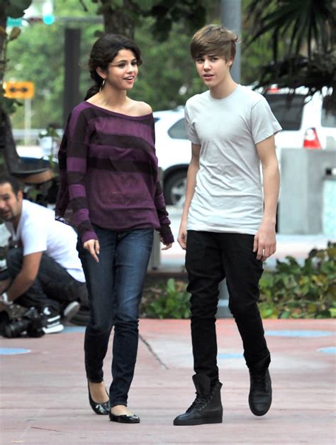 Justin bieber and selena gomez have been on and the off and then on again so many times, it's hard to keep track of their relationship status. Selena Gomez Justin Bieber Photos - Justin Bieber and ...