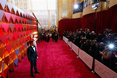 Whispering Ryan Gosling Ist Das Beste Oscars Meme Dieses Jahr