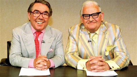 Ronnie Corbett Best Known For The Two Ronnies Dies Aged 85 Bbc News