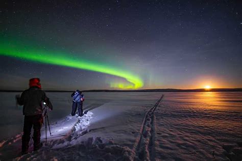 Rovaniemi Discover The Northern Lights Photography Tour Getyourguide