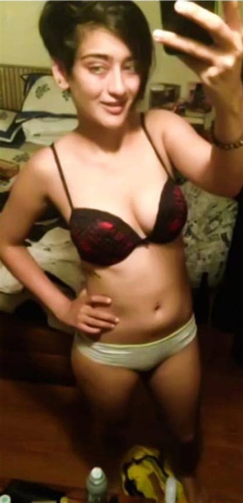 Akshara Haasan Nude Aznude My XXX Hot Girl