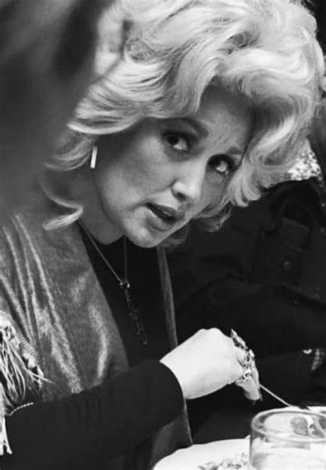 13 Dolly Parton No Makeup Photos That Will Shock You Suffle Music