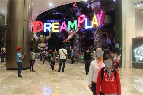 Stay Stray Play And Feast Dream Play Manila City Of Dreams Manila