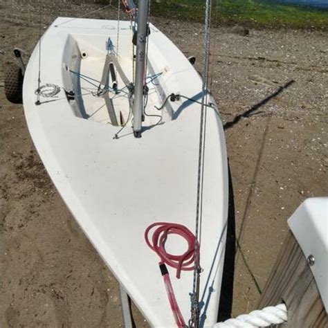 2000 Vanguard 15 — For Sale — Sailboat Guide