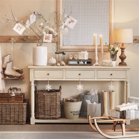 Cream Hallway With Console Table Uk