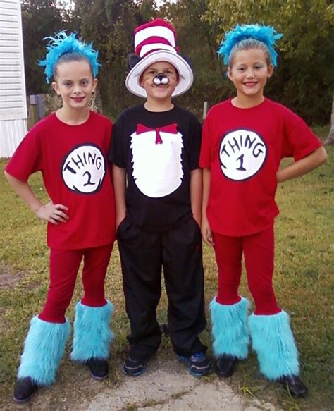 This Years Costumescat In The Hat With Thing One And Thing 2 Lol