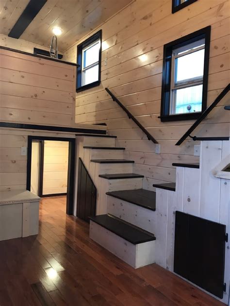 Youll Never Guess Whats In The Loft Of This Tiny House Tiny Houses