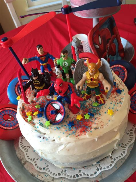 Save the day with 25 superhero birthday cakes! Easy Super Hero Cake Tutorial!! - The Style Sisters