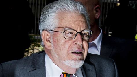 Rolf Harris Health Goes Downhill As He Battles Neck Cancer The West Australian