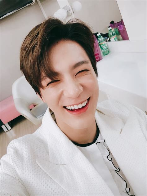 10 Photos Of Nct Dreams Jenos Precious Eye Smile To Light Up Your Day