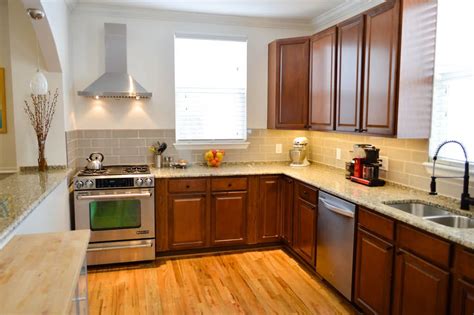 Solid wood kitchen cabinets for small to large kitchens. 15 Kitchen Amenities You Really Wish You Had | Affordable ...
