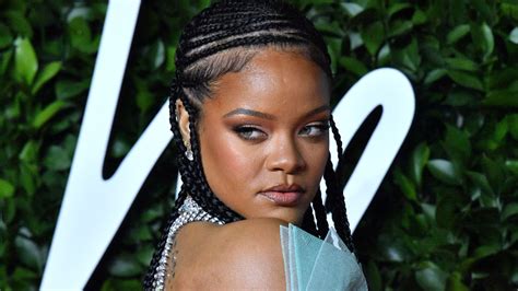 Rihanna News Articles Stories And Trends For Today