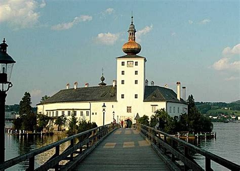 Schloss Ort Ausflugsziel In Gmunden Traunsee Almtal Oberösterreich