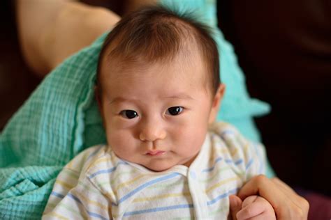 わが子がもしかしたら 自閉症の赤ちゃんの「顔つき・特徴」って？ 2016年11月1日 エキサイトニュース