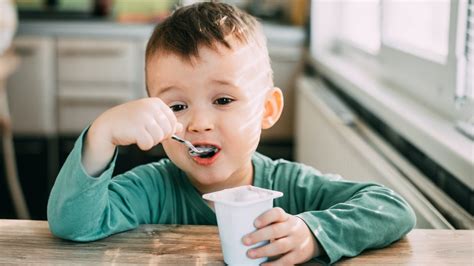 Is It Ok For Toddlers To Eat Yogurt Every Day An Expert Weighs