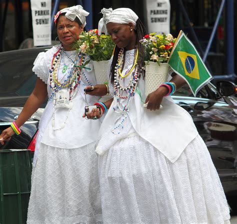 Традиционная Одежда Бразилии фото в формате Jpeg слитые в интернет для