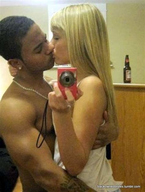 Interracial Cuckold Wives Deep Kissing With Tongue 102 Pics 2