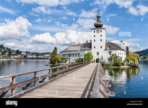 Gmunden Castle Orth Hi Res Stock Photography And Images Alamy