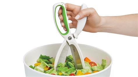 Oxo Good Grips Chopped Salad Scissors Whitegreen Kitchen