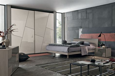 Alcuni complementi per arredare la camera da letto in stile moderno: Kross | Camere da letto moderne | Mobili Sparaco