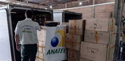 Anatel E Receita Federal Apreendem 9700 Carregadores De Celulares Não Homologados — Agência