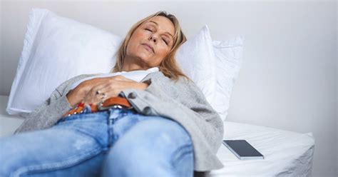 Chronic Fatigue Syndrome (CFS) - Symptoms, Causes and Treatment