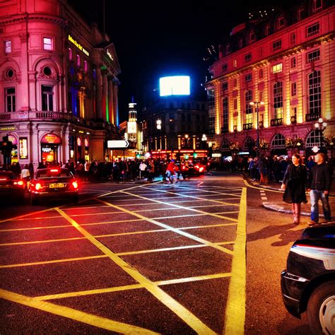 London By Night Street View Around The Worlds London