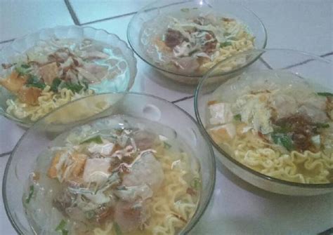 Silahkan kunjungi postingan resep membuat bakso daging homemade enak, kenyal dan bikin nagih by thyas kitchen untuk membaca artikel selengkapnya dengan klik link di atas. Resep Bakso sapi daging iris Karya naylee | Ide Masak dari ...