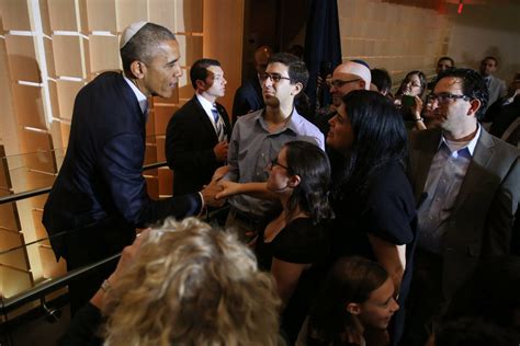 obama tries to soothe divided jewish community on iran deal the new york times