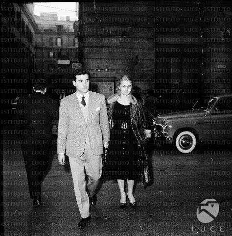 Select from premium teddy reno of the highest quality. Teddy Reno con la prima moglie Vania Protti - Archivio ...