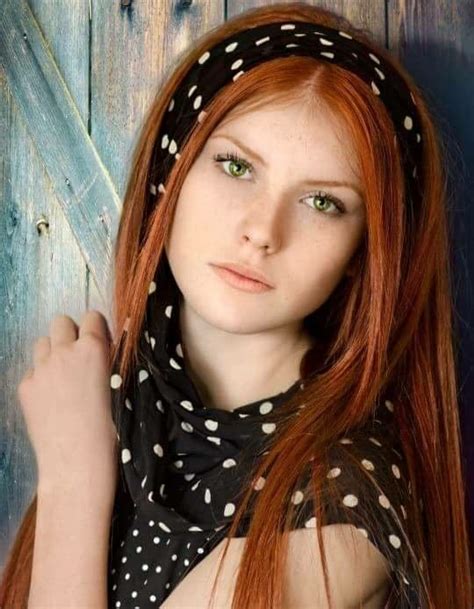 Beautiful Red Hair Gorgeous Redhead Beautiful Eyes Red Hair Green